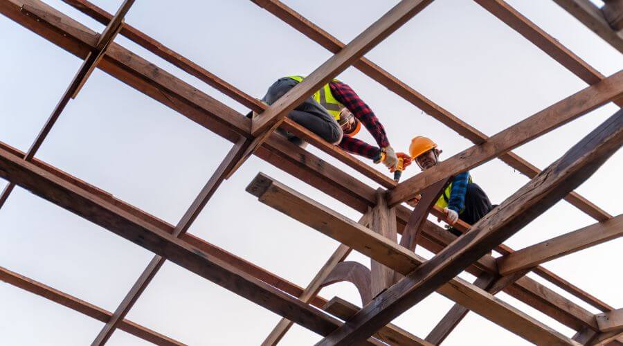 Professional gutter cleaning in Condon, MT